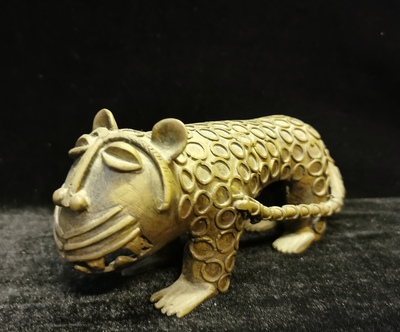 虎 &nbsp;（铜雕）
