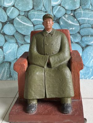 领袖 (铜雕）