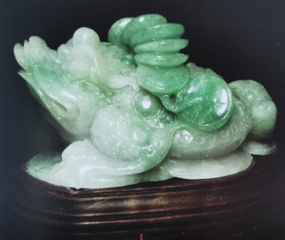 三足蟾（翡翠）